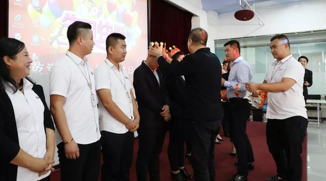 集團(tuán)九月份員工生日會 集團(tuán)九月份員工生日會