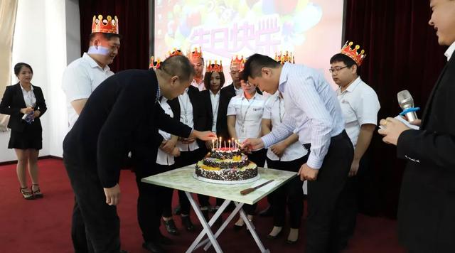 集團(tuán)九月份員工生日會 集團(tuán)九月份員工生日會